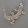 Broche-pendante Lézard, strass blancs et roses, métal argenté clair 54×46 mm