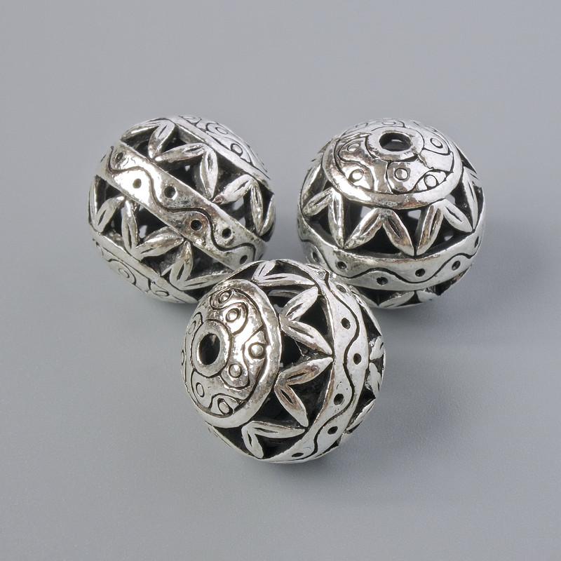 Utsinka! Perles-inserts argentées, diamètre 14 mm, trou de 2,1 mm, couleur argentée du métal, 3 pièces