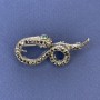 Broche-pendante «Serpent» couleur grise, strass gris, métal argenté 44×20 mm +