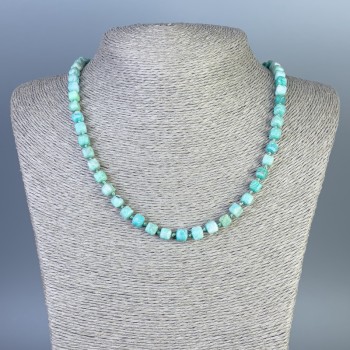 Collier en amazonite facetté en cubes, 6 × 6 mm, longueur environ 50 cm, avec fermoir
