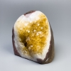 Prix pour 100 g - Druse de citrine naturelle, dimensions environ 80 × 80 × 60-120 × 60 × 55 mm ± poids à partir de 650 g