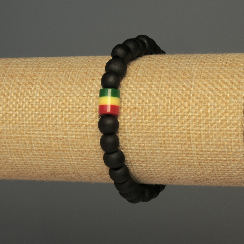 Bracelet en bois avec perles, diamètre 8 mm ±, insertion en acrylique 9×8 mm ±, longueur 18 cm ±, élastique