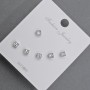 Boucles d'oreilles puces 3,5 mm ± métal argenté, strass blancs