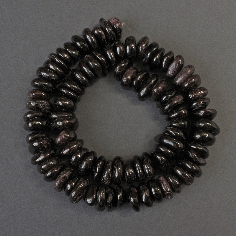 Perles de grenat galetées, diamètre 10–12×5–6 mm, longueur ±39 cm, sur fil