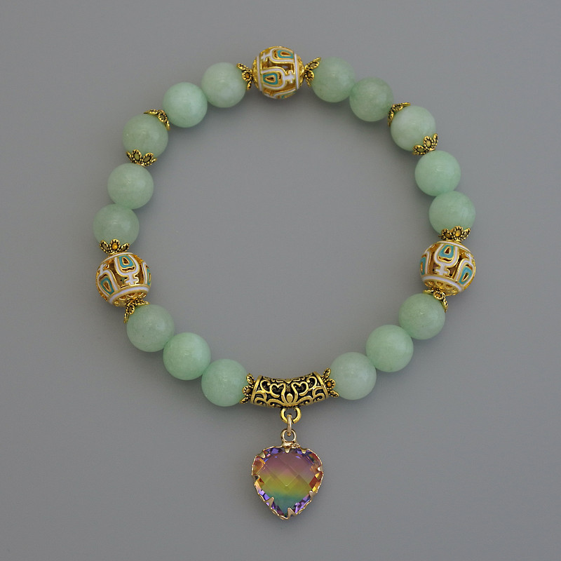 Bracelet en amazonite – billes lisses de 8 mm ±, éléments cloisonnés de 10 mm ± avec inserts métalliques, longueur 18 cm ±, élastique