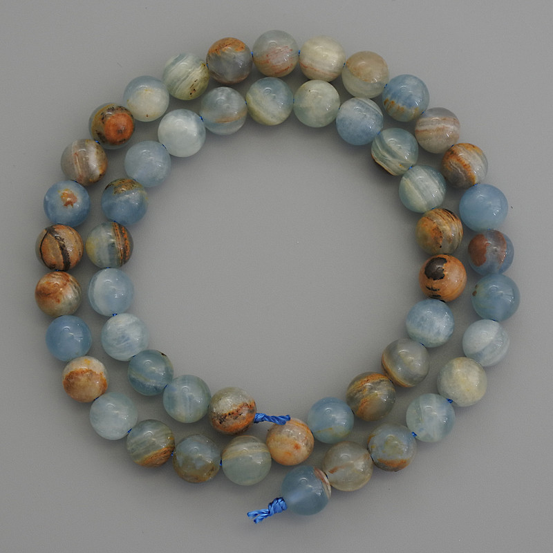 Perles de calcite bleue, boules lisses de 8 mm sur fil, longueur environ 39 cm