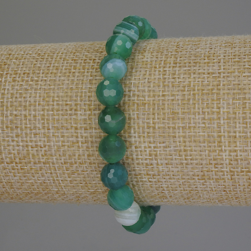 Bracelet en agate, perle facettée, diamètre 8 mm ±, longueur 18 cm ±, élastique