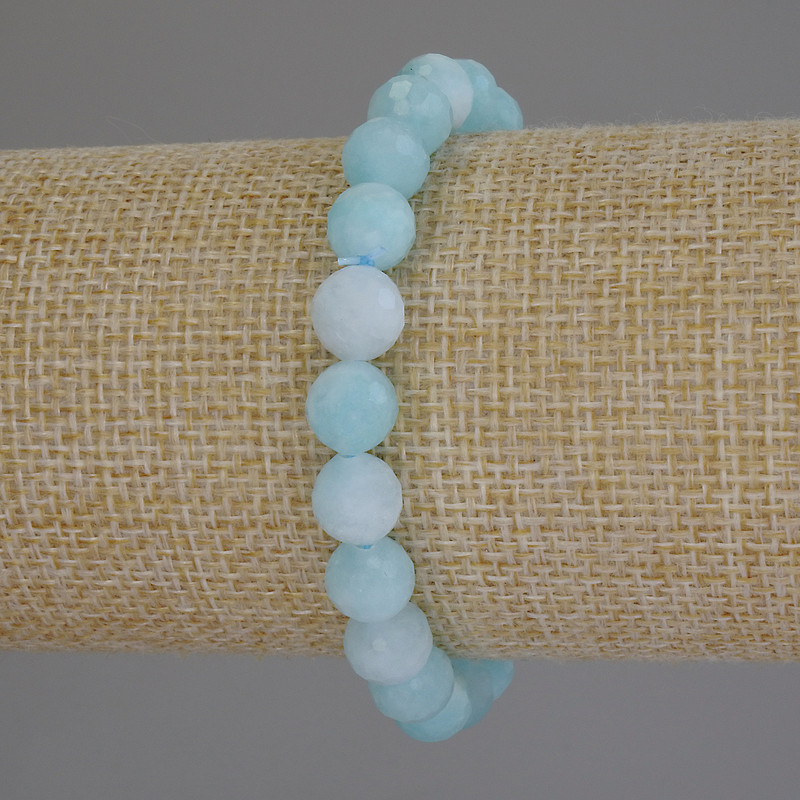 Bracelet en aigue-marine facettée, bille d'environ 8 mm de diamètre, longueur environ 18 cm, élastique
