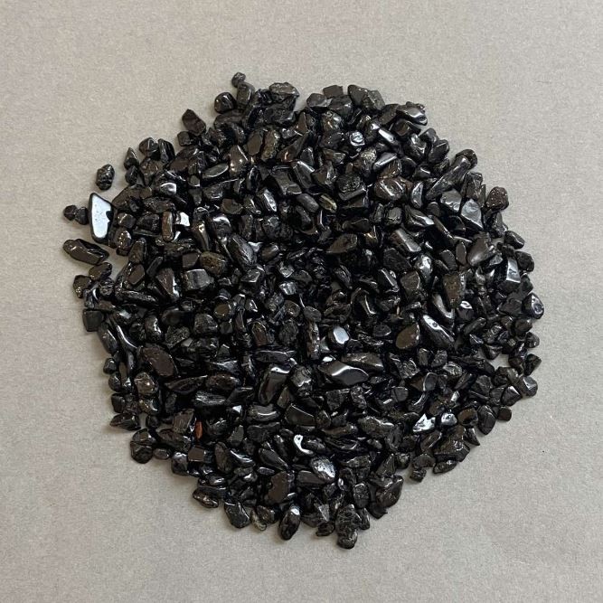 Éclats d'agate naturels sans trou 3,5-10×3-4 mm± (par 100 g±)