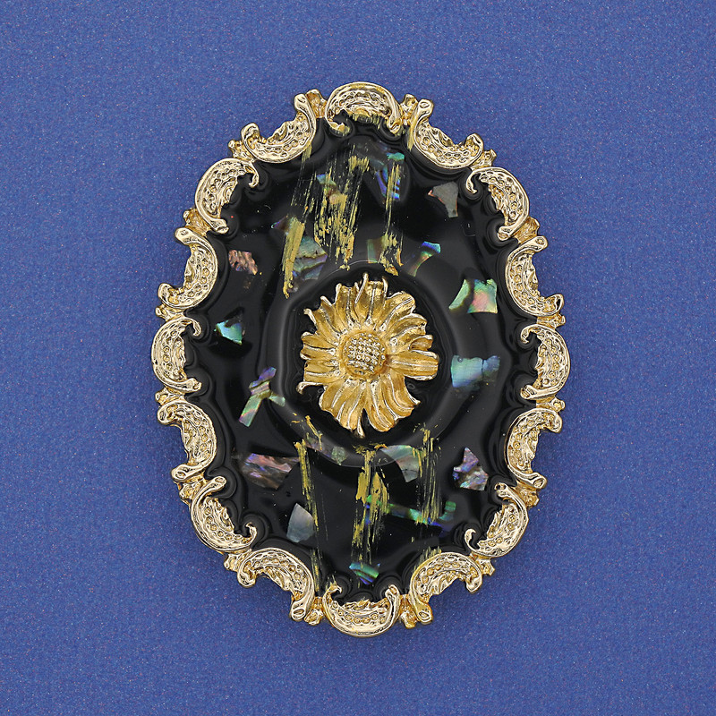 Broche Haliotis en métal doré 43×32 mm+