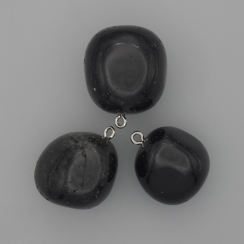 Pendentif en agate cube, diamètre 20 × 20 mm ±, longueur d’environ 25 mm