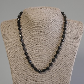 Collier en obsidienne argentée multifacettes, diamètre 8×7 mm, longueur environ 50 cm ± avec fermoir