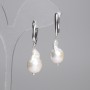 Boucles d'oreilles en perles baroques 18 × 11 mm ±, longueur environ 42 mm