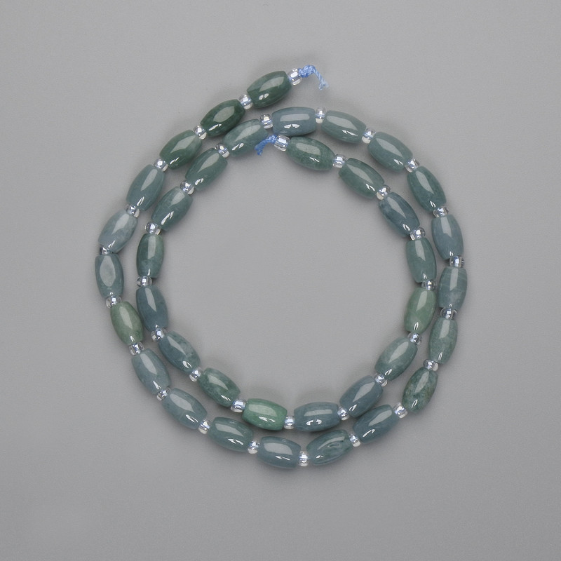 Perles de jadéite barillet 8×5 mm ±, rocailles 3 mm ±, longueur 39 cm