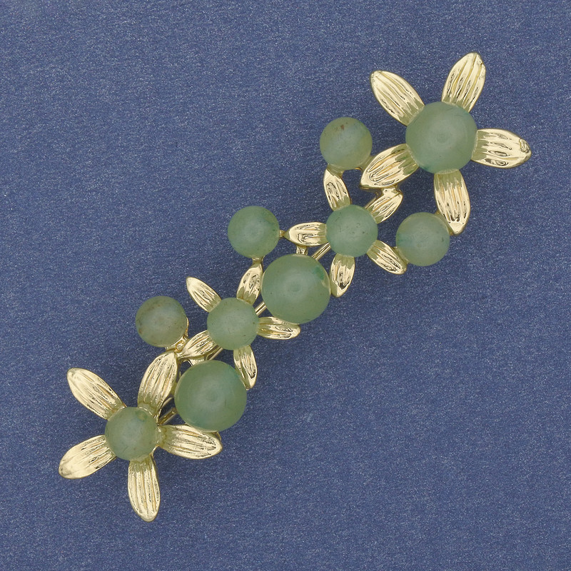Broche «Fleurs» en néphrite dorée et métal doré 55×17 mm+