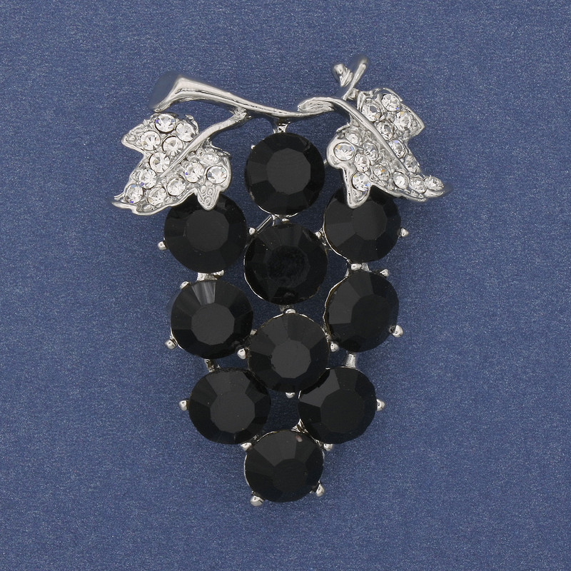 Broche «Grona» à strass blancs et noirs sur métal argenté 50×40 mm+