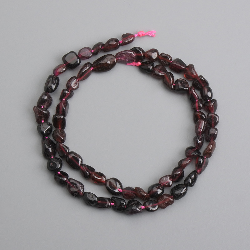 Perles de grenat taillées, diamètre 4–11 mm, taille 5×5–7 mm, longueur 39 cm +