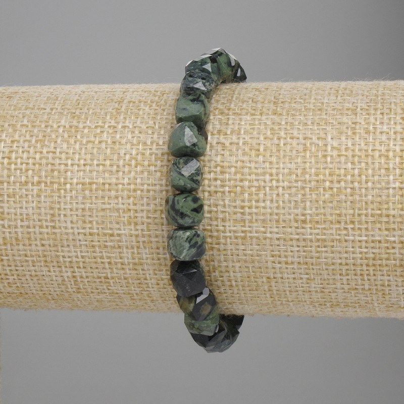 Bracelet en jaspe océan, cube facetté 7×7 mm, longueur environ 18 cm, élastique
