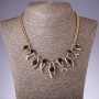 Collier avec des cristaux bleus «Zigzagi», longueur 42–50 cm