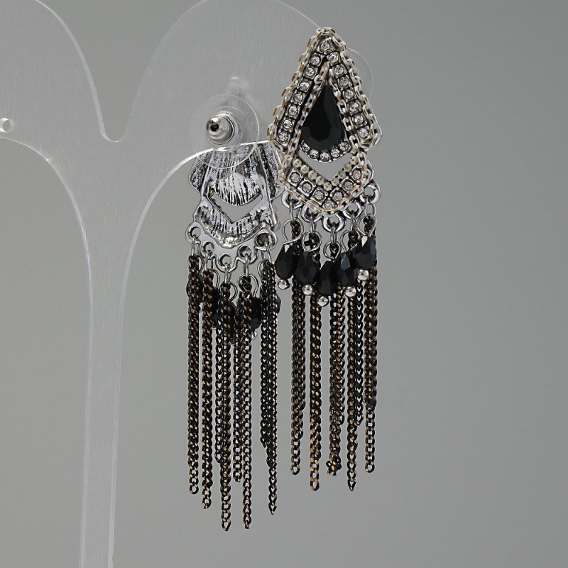Boucles d'oreilles au style oriental avec des cristaux noirs, longueur 70 mm