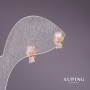 Boucles d'oreilles puce Xuping en forme de nœuds avec pierres blanches 10 × 4 mm, dorure 18 carats