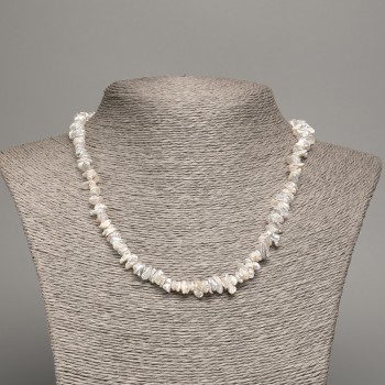Collier de perles baroques naturelles à teinte « benzine », grains, diamètre 8×3 mm, longueur 48 cm +