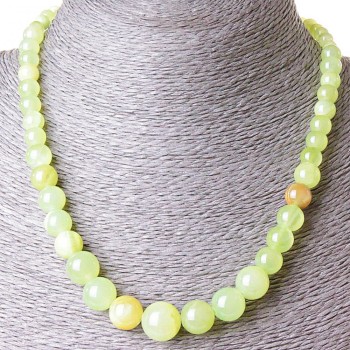 Collier d’onyx – billes croissantes de 6–14 mm, longueur 47 cm, sans nœud