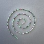 Perles sur fil de zoïsite naturel, forme cube, diamètre 2–3 mm, longueur 39 cm ±