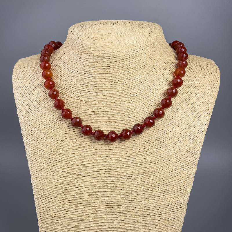 Collier en cornaline naturelle, perles facettées de 10 mm de diamètre, longueur environ 49 cm