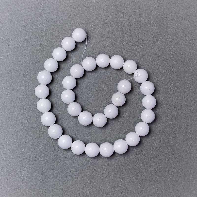Perles d'agate blanche (pressées), sphères lisses, diamètre 12 mm, longueur 40 cm ± sur fil